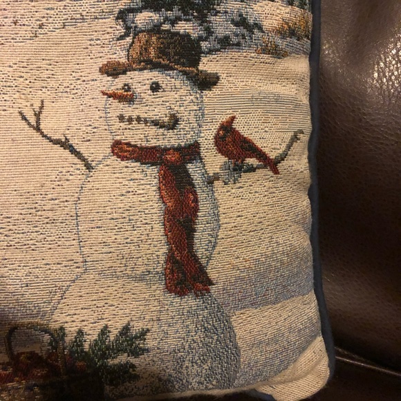 🎅🏽Snowman Christmas Decorative Pillow - Picture 2 of 5